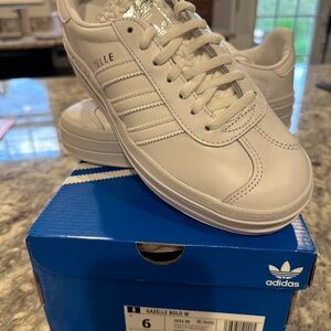 Adidas Gazelle Bold women size 6.